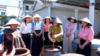 CHỦ TỊCH HỘI LHPN TỈNH THĂM CÁC MÔ HÌNH TIÊU BIỂU VÀ LÀM VIỆC VỚI HỘI LHPN PHƯỜNG BẮC GIANH, PHƯỜNG BA ĐỒN