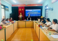 CHỦ TỊCH HỘI LHPN TỈNH THĂM CÁC MÔ HÌNH TIÊU BIỂU VÀ LÀM VIỆC VỚI HỘI LHPN XÃ TÂN LẬP, LAO BẢO