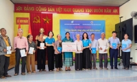LAN TỎA YÊU THƯƠNG ĐẾN PHỤ NỮ VÙNG BIÊN CƯƠNG