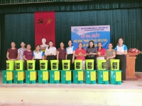 HỘI LHPN TỈNH QUẢNG TRỊ HỖ TRỢ MÔ HÌNH PHÂN LOẠI, XỬ LÝ RÁC THẢI TẠI NGUỒN