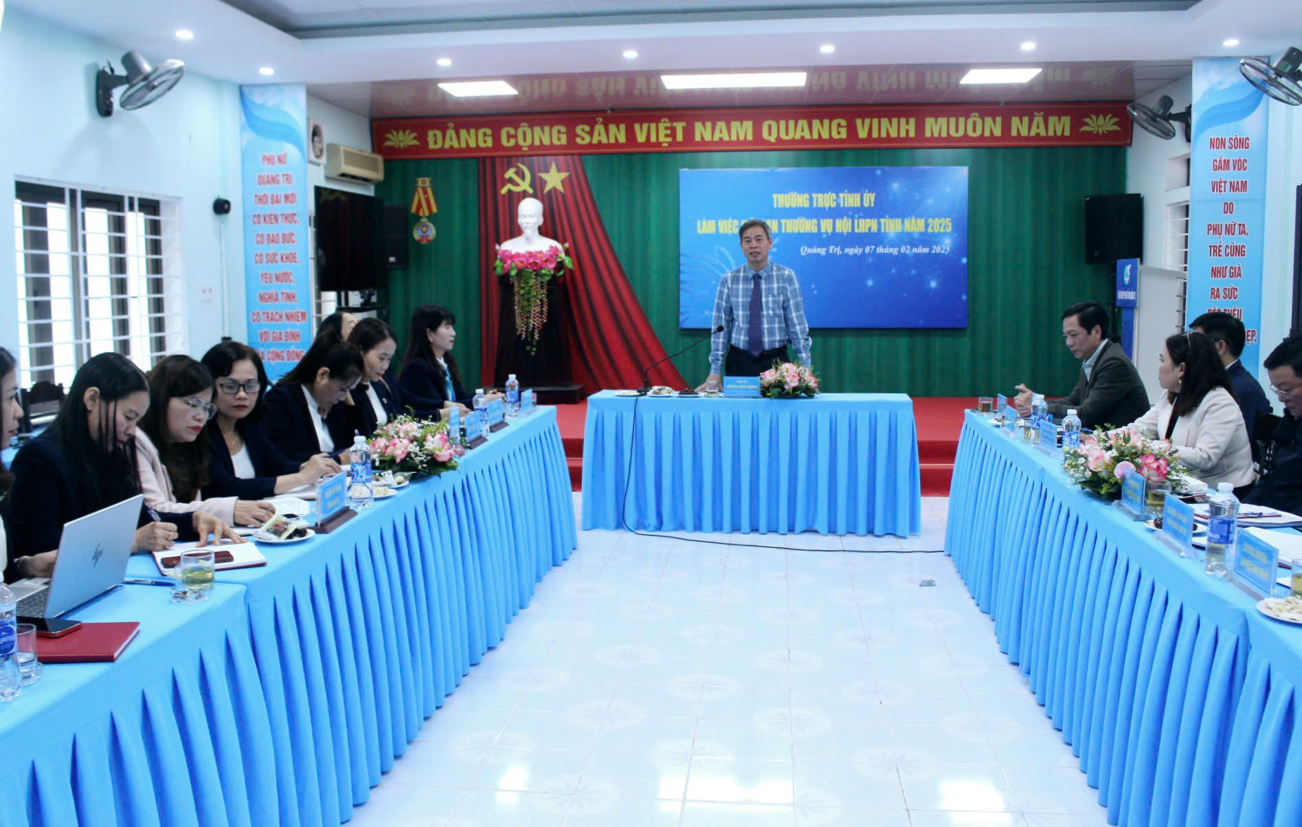 Phó Bí thư Thường trực Tỉnh ủy, Chủ tịch HĐND tỉnh Nguyễn Đăng Quang phát biểu kết luận buổi làm việc