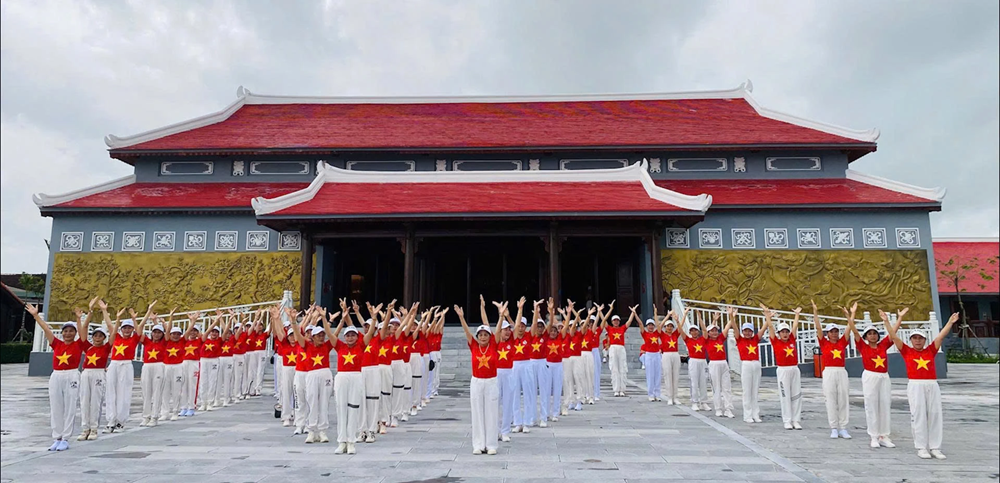 phong trao dan vu duoc hoi vien phu nu tinh quang tri huong ung sau rong